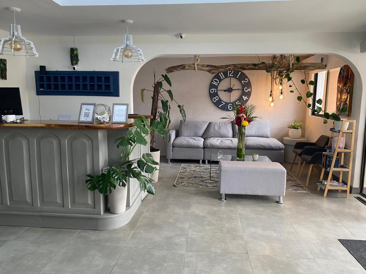 Berlor Airport Inn Río Segundo Eksteriør bilde