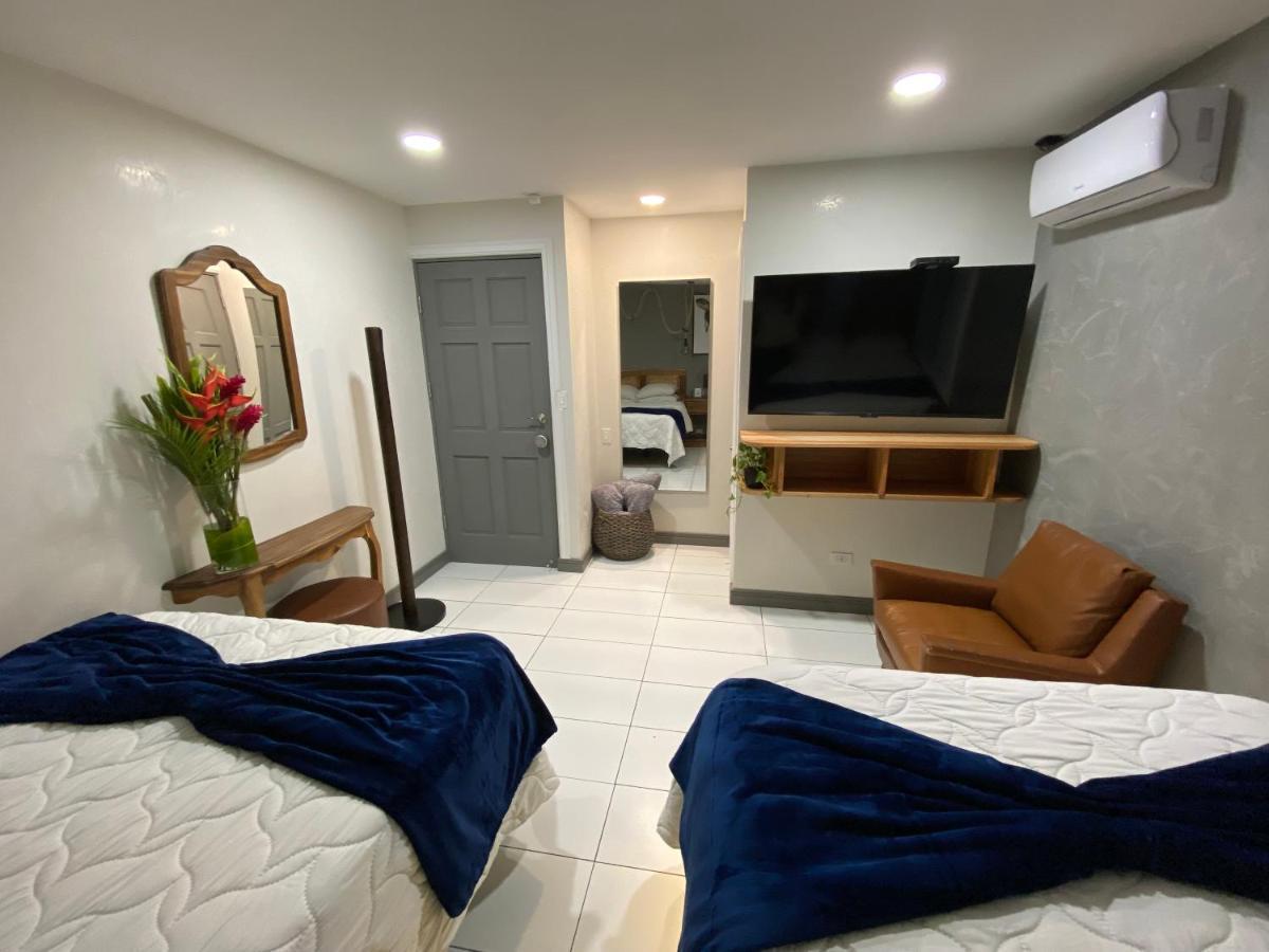 Berlor Airport Inn Río Segundo Eksteriør bilde