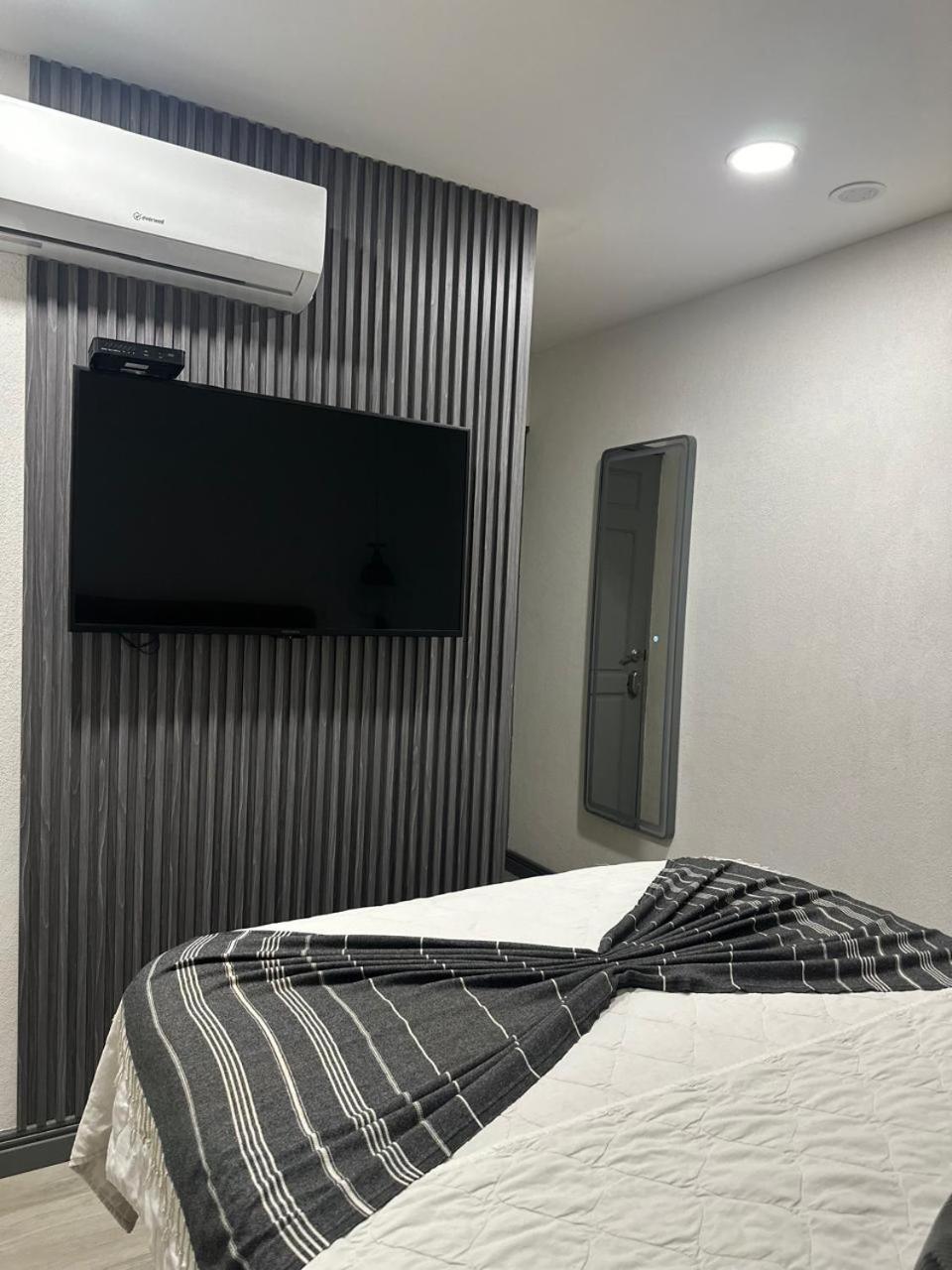 Berlor Airport Inn Río Segundo Eksteriør bilde